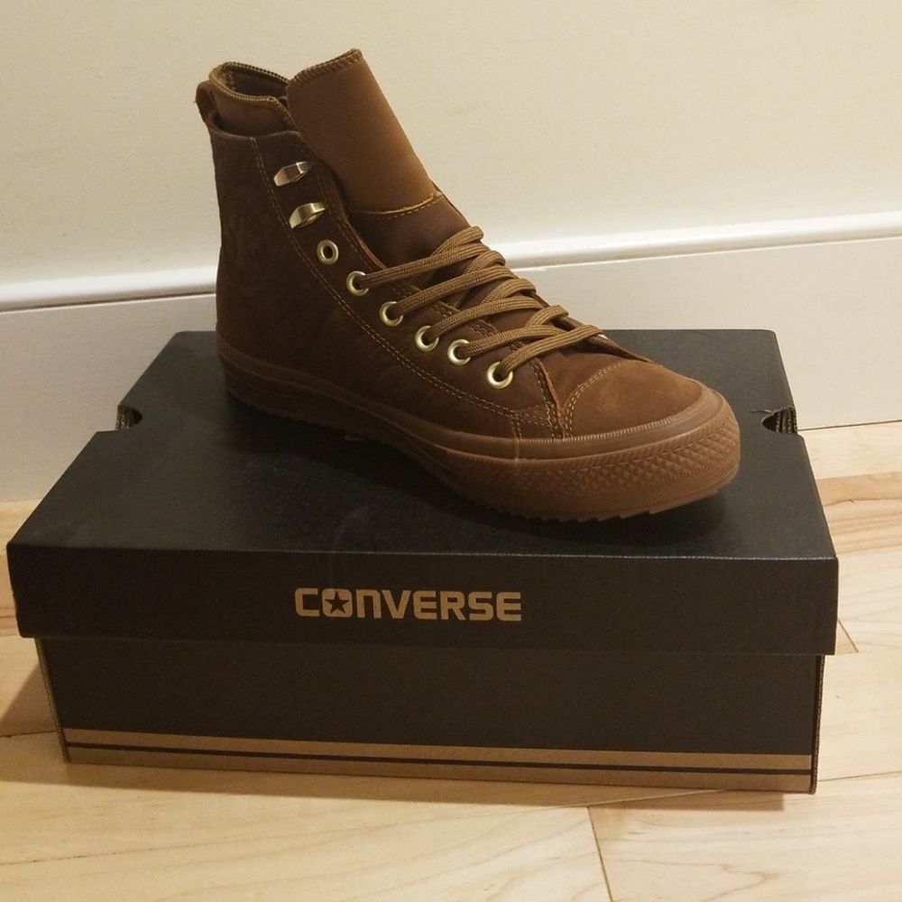 CONVERSE WOMEN'S CHUCK TAYLOR ALL STAR WATERPROOF
